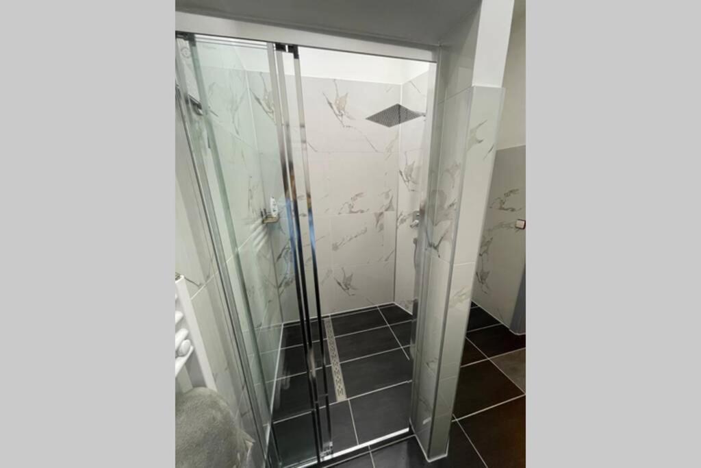Appartamento Einhorn: Altstadt Loft Mit Privater Terrasse *